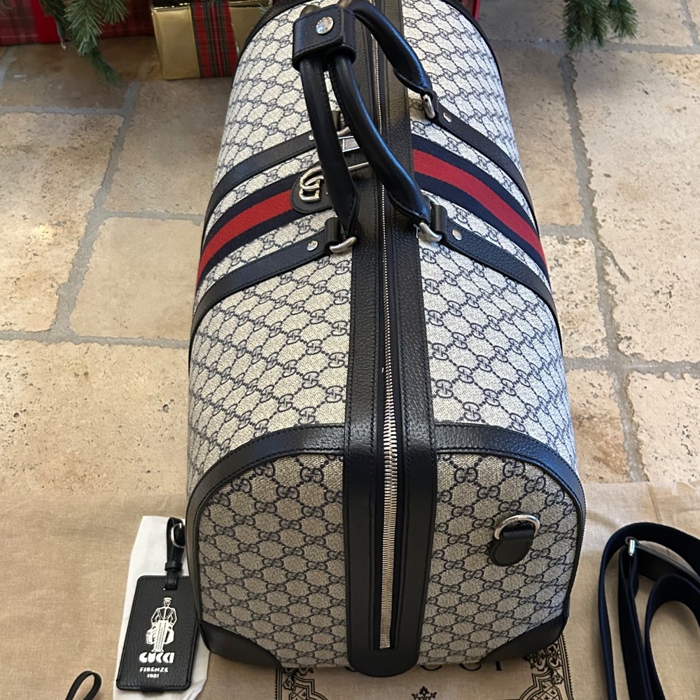Gucci Savoy Gigi supreme large duffel bag made in Italy NWT - Picture 6 of 11